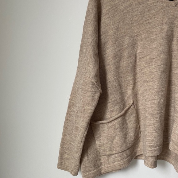 Beige 100% wool sweater - Picture 2 of 3